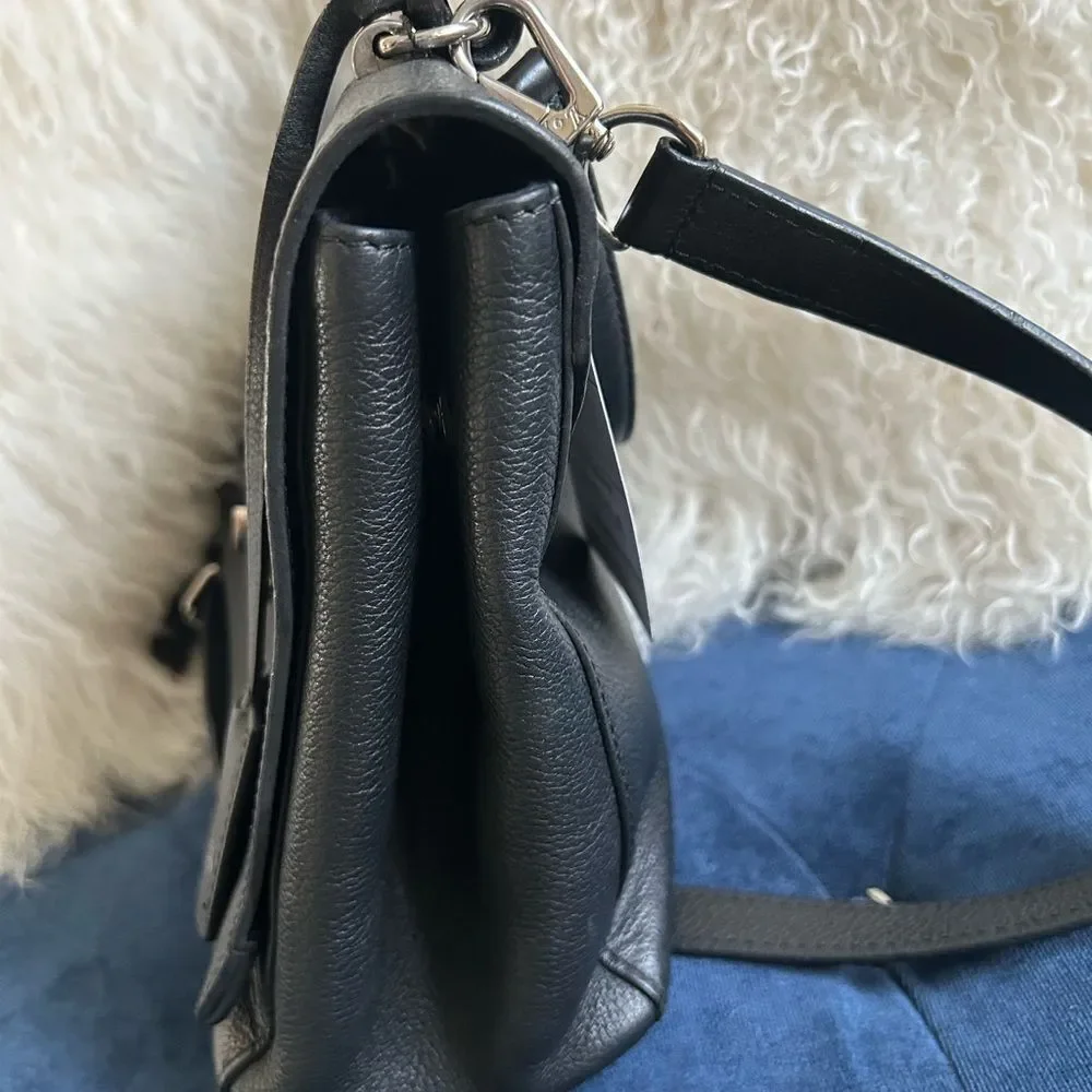 Louis Vuitton Taurillon Leather Lockme